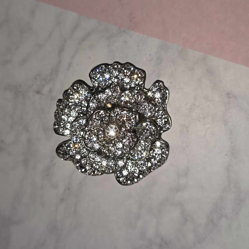 Vintage Rhinestone Brooch - Picture 2 of 5